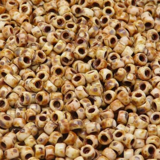 MATUBO™ 7/0 seed beads